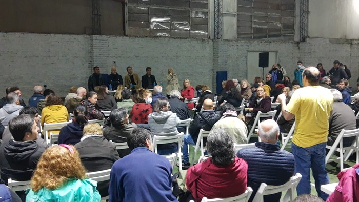 Larreta con vecinos de Saavedra.