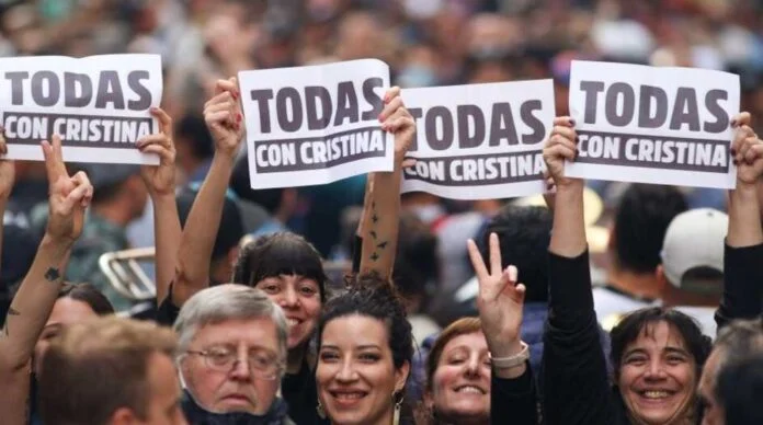 Apoyo a Cristina,