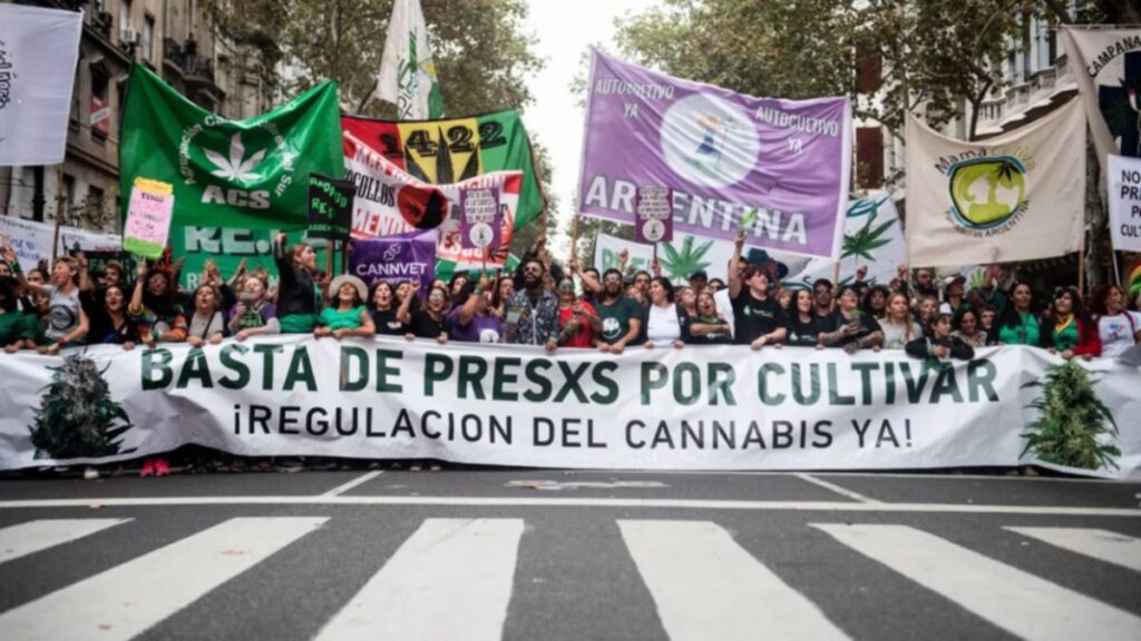 Marcha en todo el pa[is.