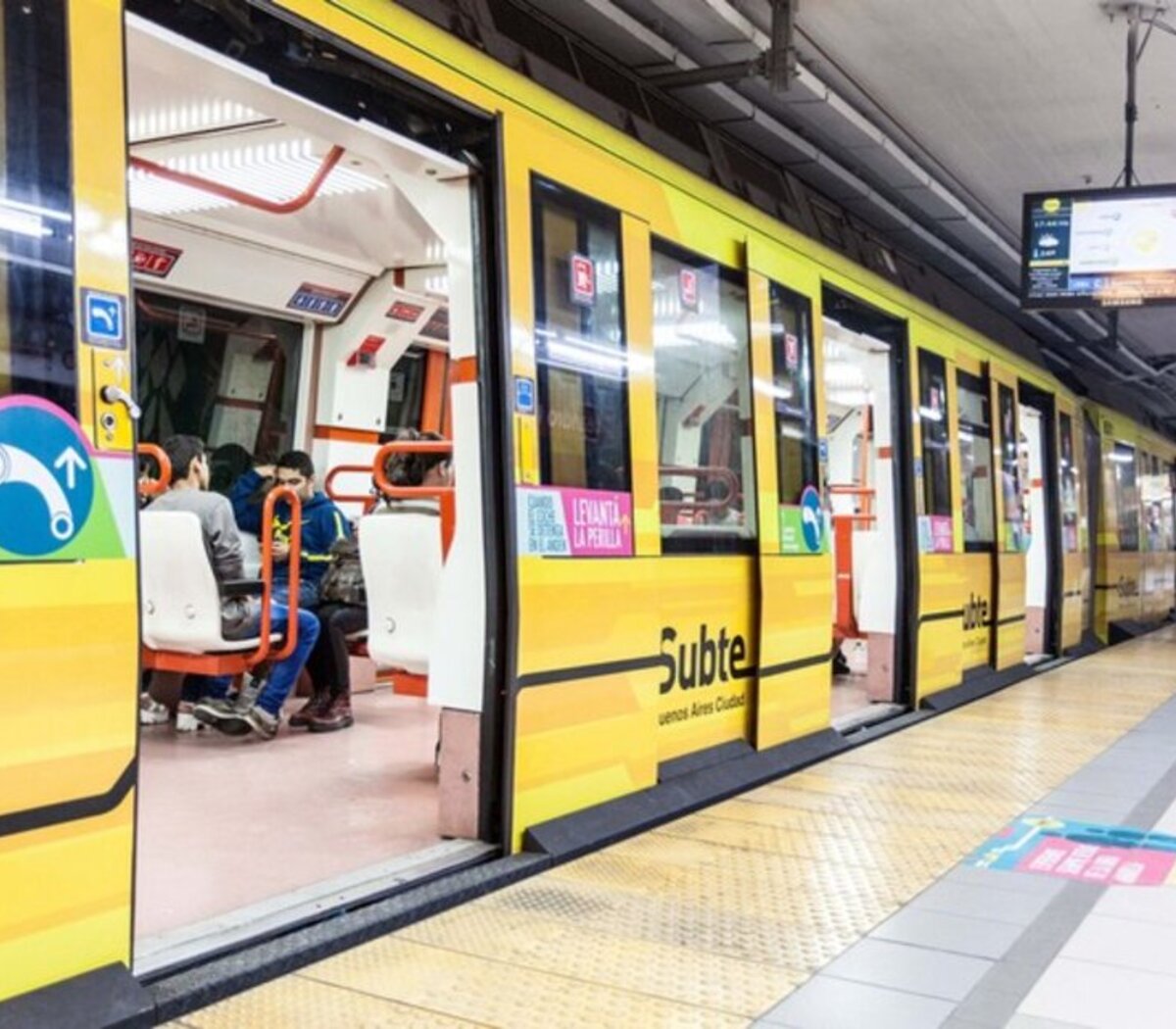 Suben los subtes.