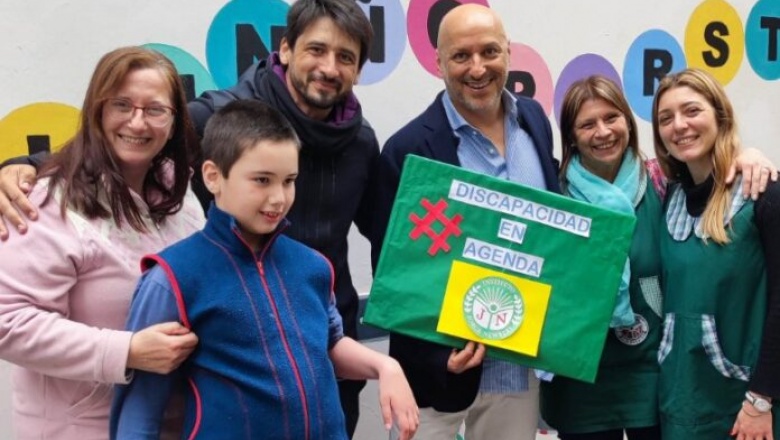 Quieren que los candifdatos debatan al respecto.